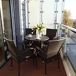 Dla Ciebie Z Tarasem I Garazem * Kolobrzeg